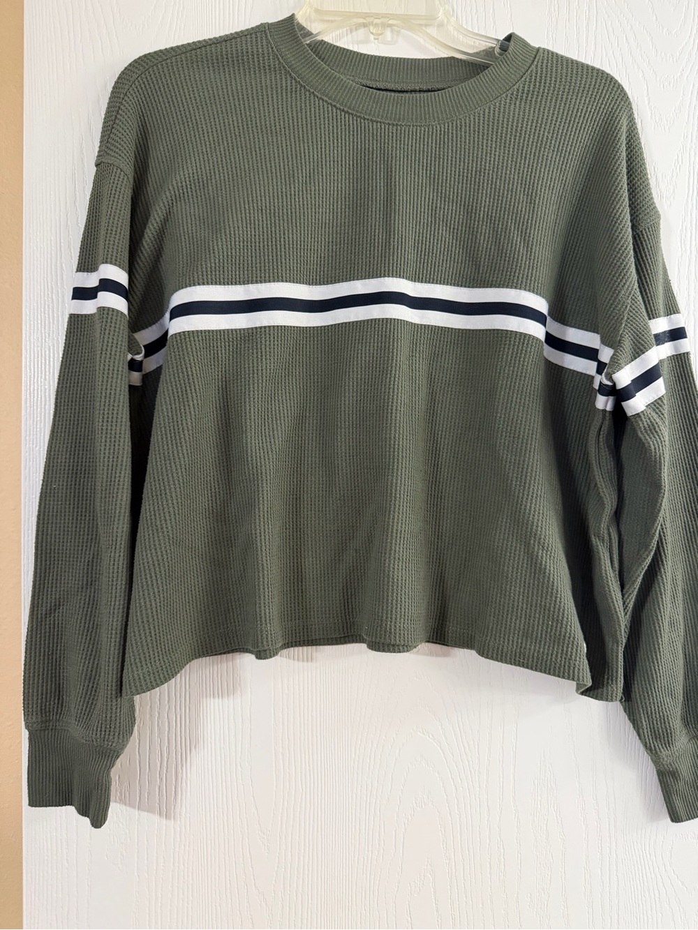 Hollister Olive Green Y2K vibes long sleeve waffle crop long sleeve